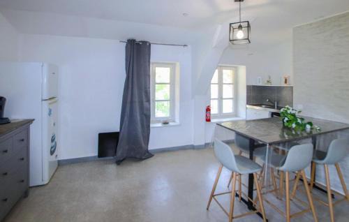 Saint-Germain-Laprade Apartment | Gorgeous Apartment In Saint-Germain-La-Prade