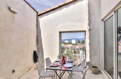 Montelimar Apartment | Gorgeous apartment in Montélimar with sauna