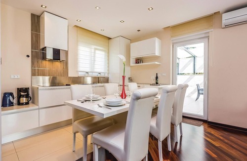 Selce Apartment | Gorgeous apartment in Crikvenica