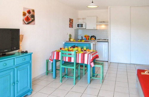 Cerbere Apartment | Gorgeous apartment in Cerbere with swimming pool