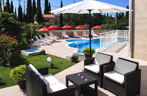 Cilipi Apartment | Gorgeous apartment in Cilipi with WiFi