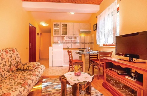 Klanfari Apartment | Gorgeous apartment in Dramalj