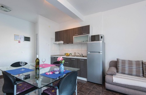 Dubrava Apartment | Gorgeous apartment in Dubrava with house sea view