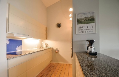 Syddjurs Kommune Apartment | Gorgeous apartment in Ebeltoft