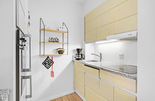 Syddjurs Kommune Apartment | Gorgeous apartment in Ebeltoft with sauna
