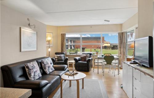 Rindby Strand Apartment | Gorgeous Apartment In Fanø With Wifi