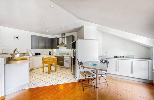 Cauterets Apartment | Gorgeous apartment in Cauterets