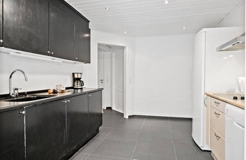 Gandrup Apartment | Gorgeous apartment in Gandrup with WiFi