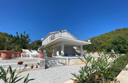 Blato Apartment | Gorgeous apartment in Grscica