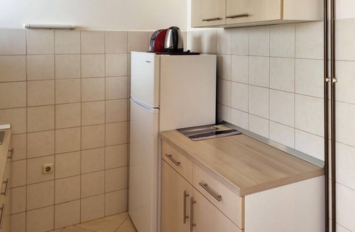 Jadranovo Apartment | Gorgeous apartment in Jadranovo with WiFi