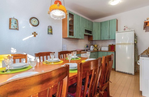 Zurkovo Apartment | Gorgeous apartment in Kostrena with WiFi