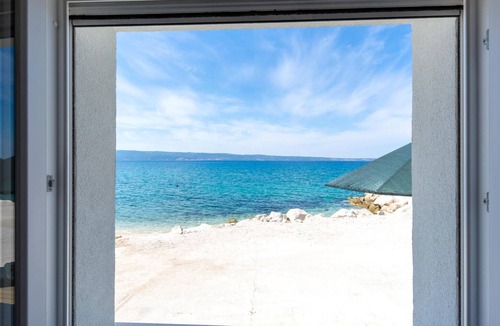Podstrana Apartment | Gorgeous apartment in Podstrana with WiFi