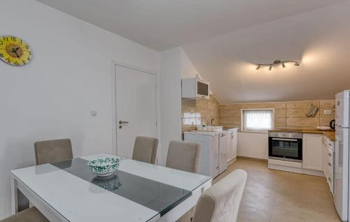 Veli Losinj Apartment | Gorgeous Apartment In Veli Losinj With Wifi