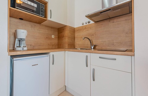 Kosljun Apartment | Gorgeous apartment in Kosljun with WiFi