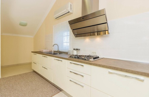 Kali Apartment | Gorgeous apartment in Kali with WiFi