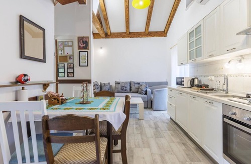 Zagorje Apartment | Gorgeous apartment in Krsan with WiFi