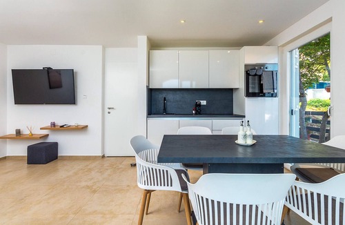 Ravni Apartment | Gorgeous apartment in Labin with WiFi