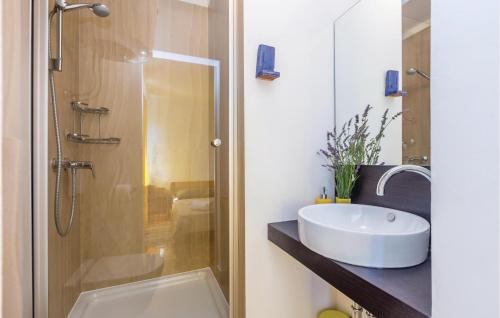 Omisalj Apartment | Gorgeous Apartment In Malinska