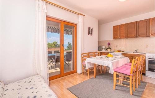 Omisalj Apartment | Gorgeous Apartment In Omisalj With Wifi