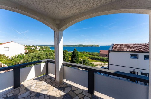 Rtina Apartment | Gorgeous apartment in Rtina with WiFi