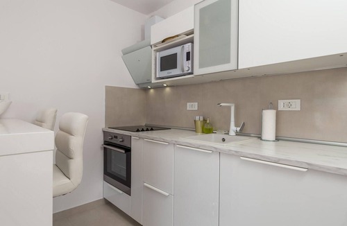 Stinica Apartment | Gorgeous apartment in Stinica with house sea view