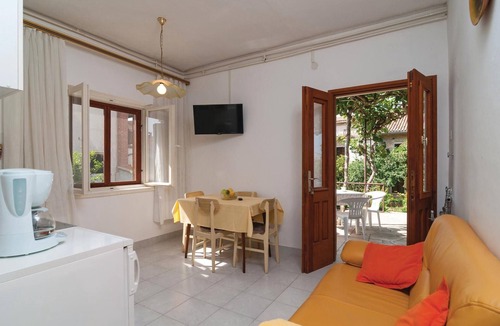 Supetar Apartment | Gorgeous apartment in Supetar with WiFi
