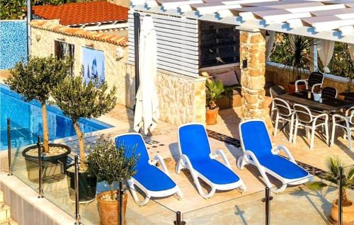 Meterize Apartment | Gorgeous Apartment In Sibenik With Sauna