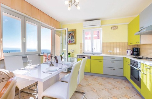 Volosko Apartment | Gorgeous apartment in Volosko with WiFi