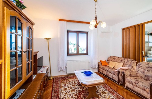 Zadar Apartment | Gorgeous apartment in Zadar with house sea view