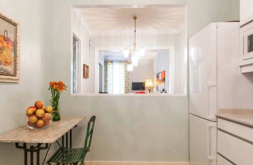 L'Antiga Esquerra de l'Eixample Apartment | Gorgeous apartment on sought after pedestrian street - Casa Granada