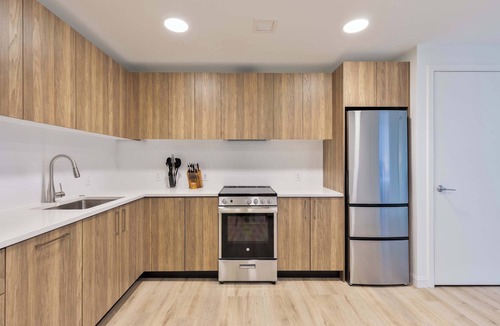 Fenway–Kenmore Apartment | Gorgeous Apt with Kitchen and Sky Terrace