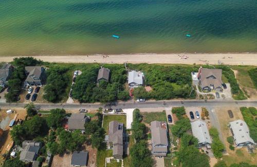 Eastham House | Gorgeous Architectural Home w Water Views