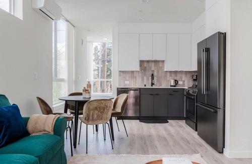 West Woodland House | Gorgeous Ballard 2BR w/Rooftop Patio, near Shops & Food, by Blueground