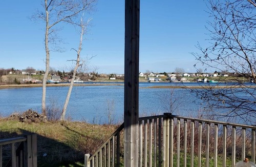 Boularderie House | Gorgeous Beachfront High Luxury 3 Bdrm House