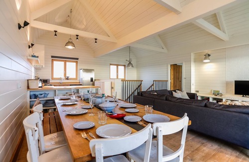 East Wittering House | Gorgeous - Beachfront home in West Wittering