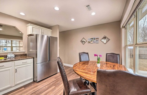 Bentonville Cottage | Gorgeous Bentonville Vacation Rental!
