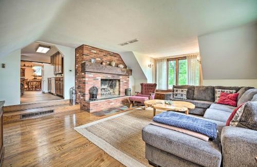 Bremen House | Gorgeous Bremen Home with Lake Access and Yard!