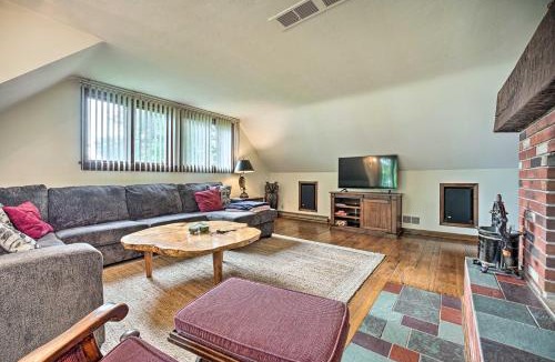 Bremen House | Gorgeous Bremen Home with Lake Access and Yard!