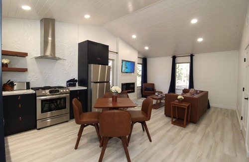 Angel Fire Cabin | Gorgeous cabin in the woods, fire pit, king bed, A/C