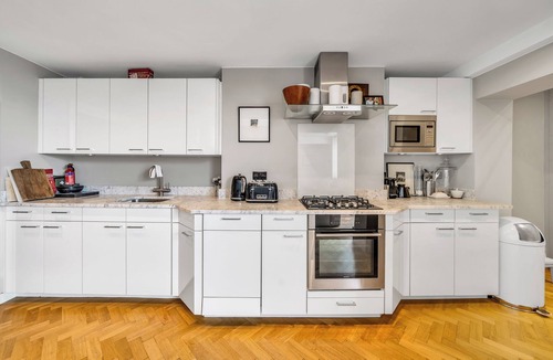 Redcliffe Apartment | Gorgeous Chelsea Garden Flat, 2bed 2bth