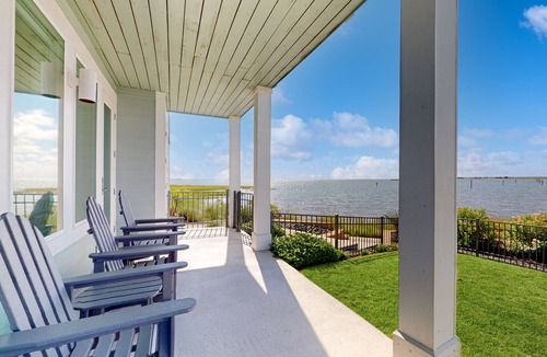 Rockport House | Gorgeous coastal townhome, private patio and shared pool