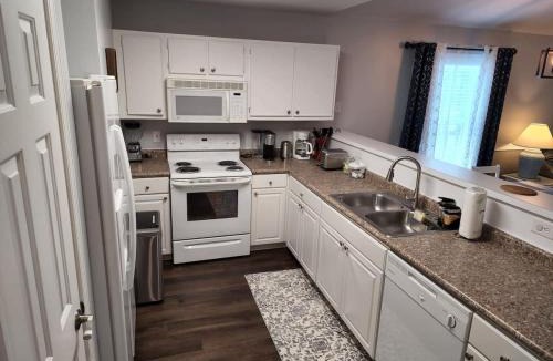 Myrtle Beach House | Gorgeous condo at River Oaks golf grounds