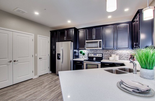 Ocotillo Condo | Gorgeous Condo Large Resort Pool & mountain views! 30 Night Min!