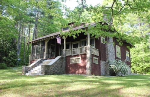 North Sutton House | Gorgeous Cottage in Sunapee area.