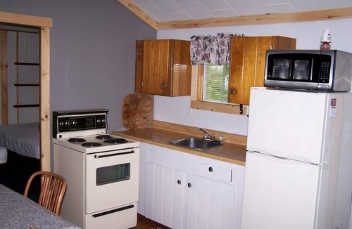 Lavigne House | Gorgeous Cottage Retreat Perfect for Families on Lake Nipissing, Ontario
