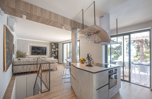 Cove Murtar Villa | Gorgeous Croatian Villa | Villa Hana | 3 Bedrooms | Heated Pool | Mooring