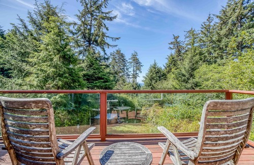 Otter Rock House | Gorgeous Custom Home with Ocean Views