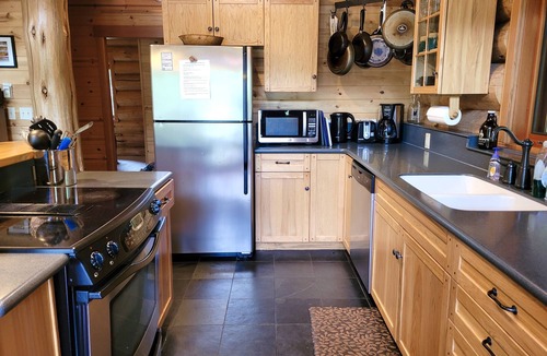 Mazama Cabin | Gorgeous Custom Riverfront Log Home