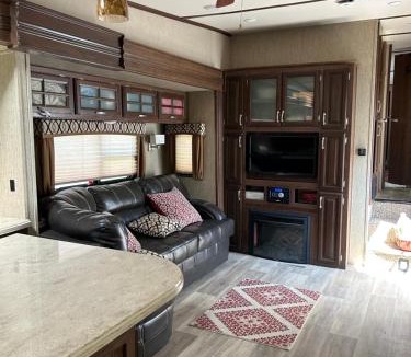 Garrett House | Gorgeous Denali 5th Wheel Delight!