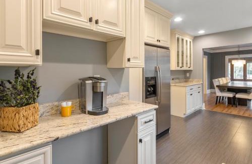 Lake Geneva House | Gorgeous Downtown Bungalow, Walk Everywhere!